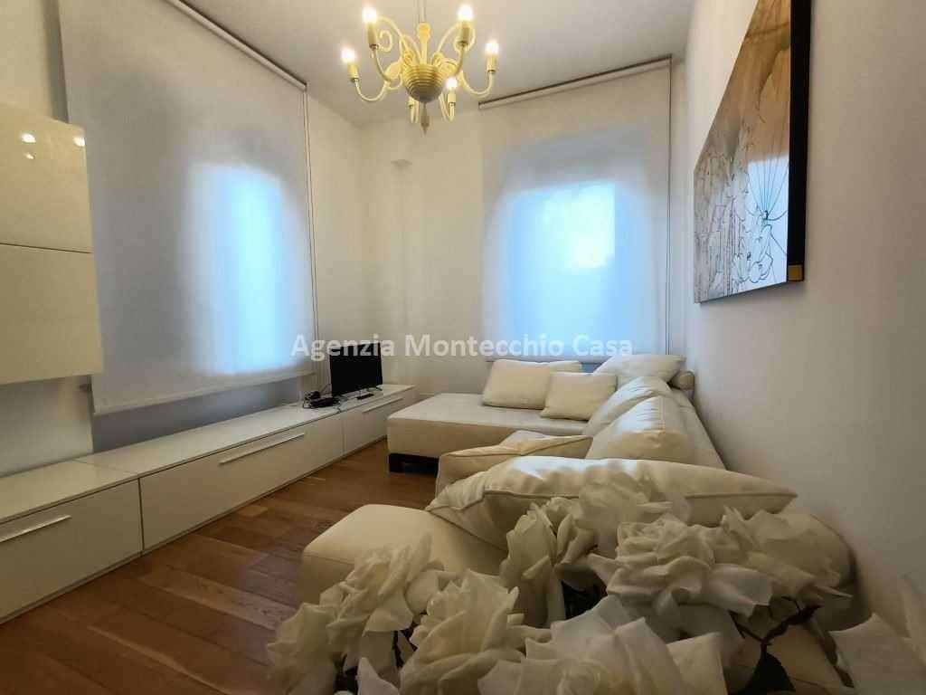 appartamento in vendita a Pesaro in zona Mare