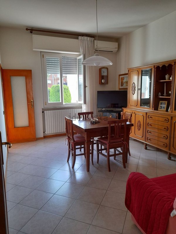 casa indipendente in vendita a Pesaro in zona Loreto