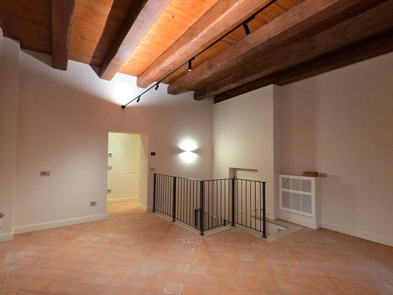 appartamento in vendita a Pesaro in zona Centro Città