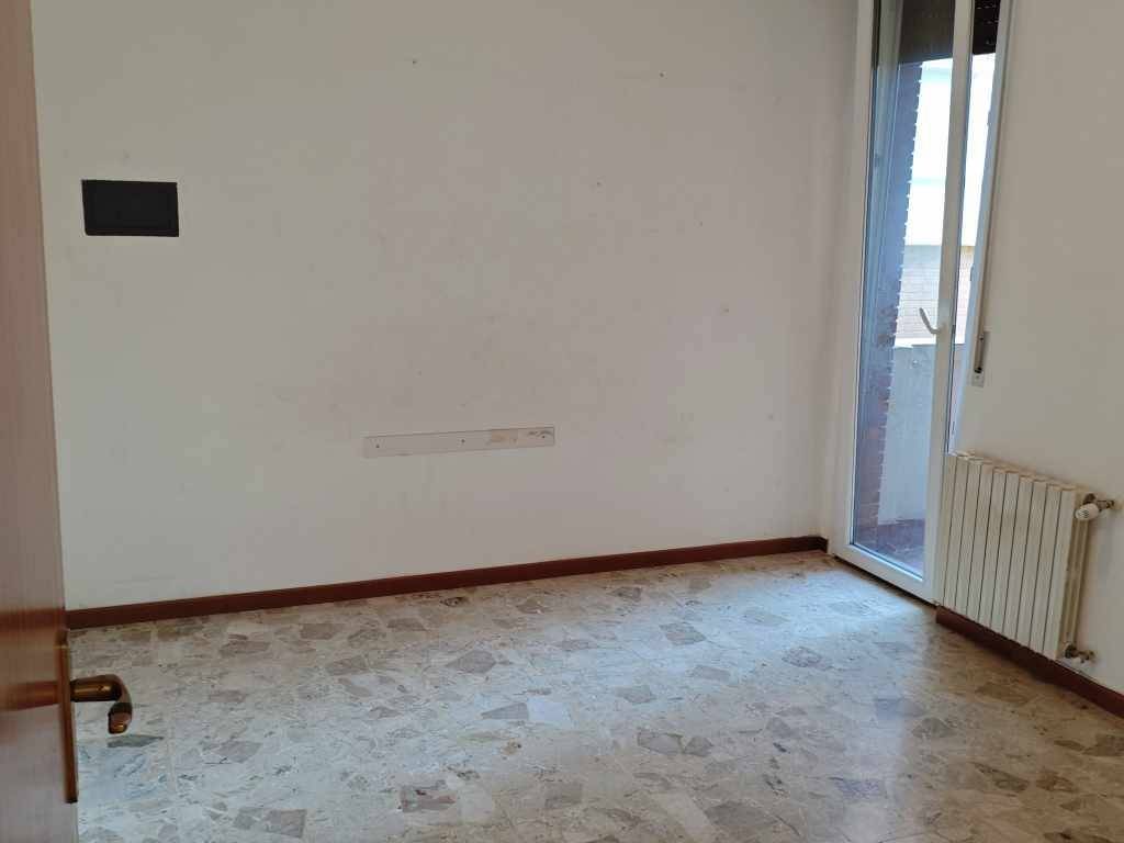 appartamento in vendita a Pesaro in zona Santa Veneranda