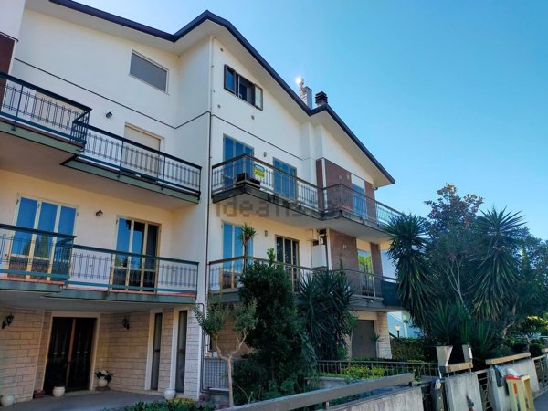 appartamento in vendita a Pesaro in zona Pantano