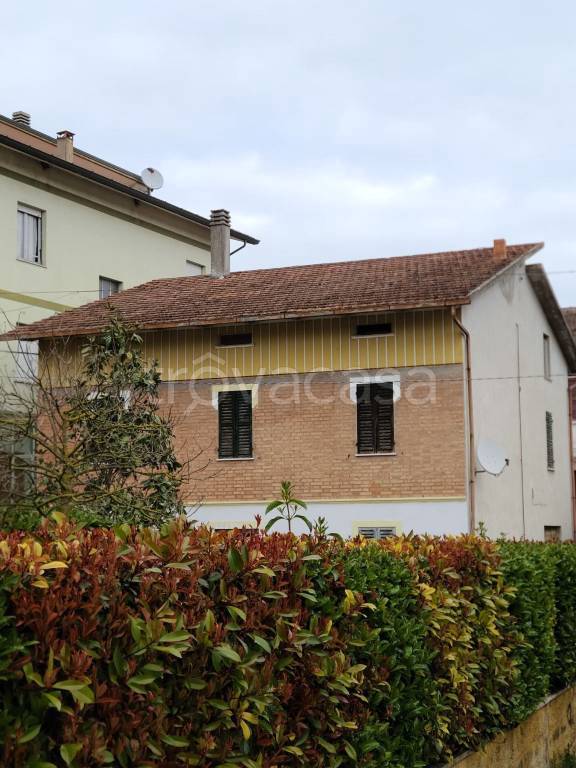 casa indipendente in vendita a Petriano in zona Gallo