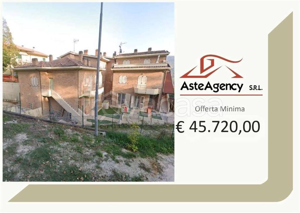 appartamento in vendita a Petriano in zona Gallo