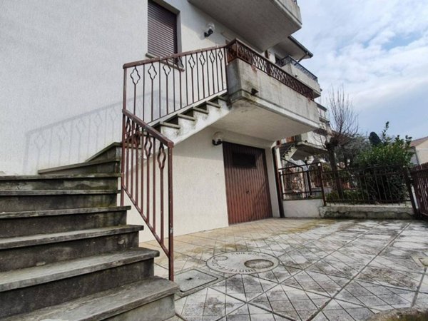 casa indipendente in vendita a Petriano in zona Gallo