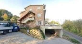 appartamento in vendita a Petriano in zona Gallo