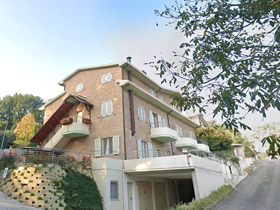 appartamento in vendita a Petriano in zona Gallo