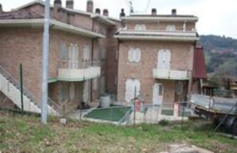 appartamento in vendita a Petriano in zona Gallo