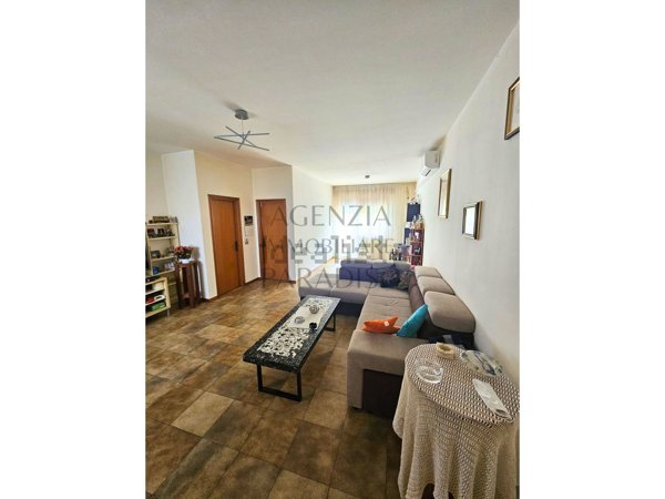 casa indipendente in vendita a Petriano