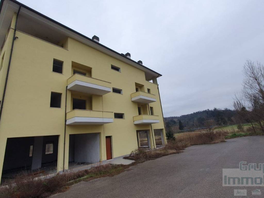 appartamento in vendita a Petriano in zona Gallo