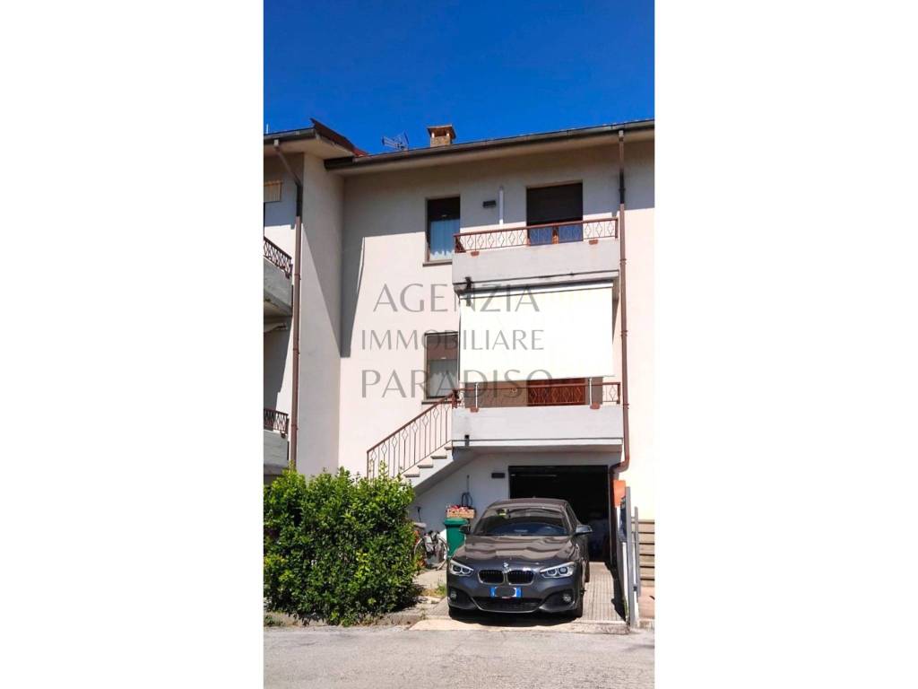 casa indipendente in vendita a Petriano