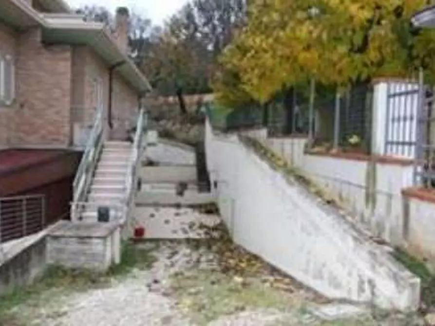 appartamento in vendita a Petriano in zona Gallo