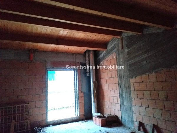 appartamento in vendita a Petriano in zona Gallo