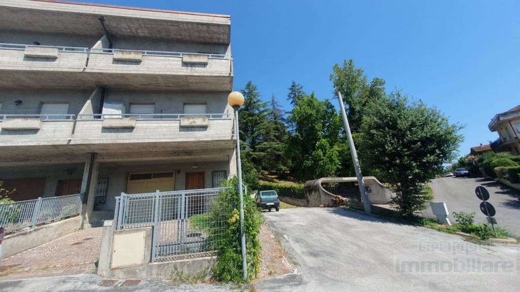 casa indipendente in vendita a Petriano in zona Gallo
