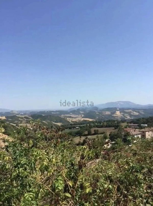 casale in vendita a Piandimeleto in zona San Sisto