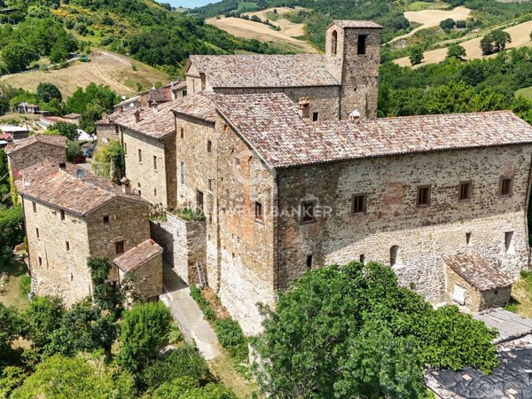 casale in vendita a Piandimeleto in zona Monastero