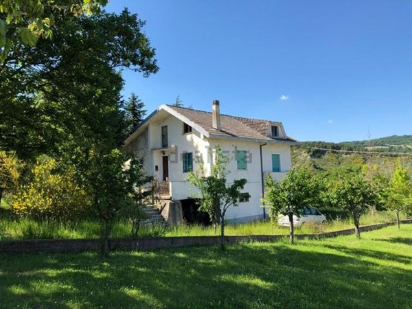 casa indipendente in vendita a Pietrarubbia