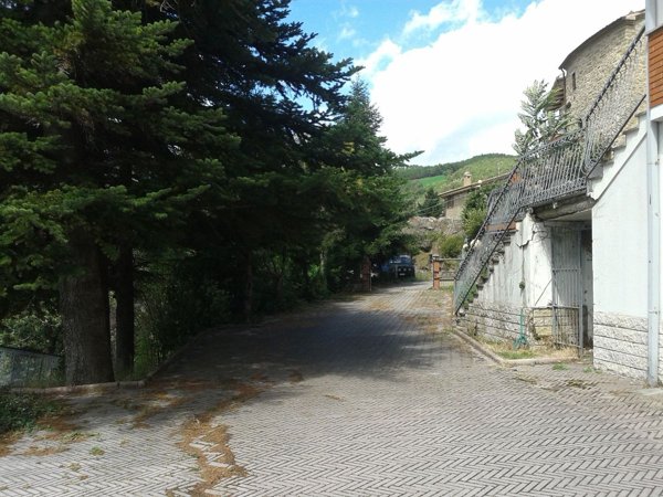 casa indipendente in vendita a Pietrarubbia