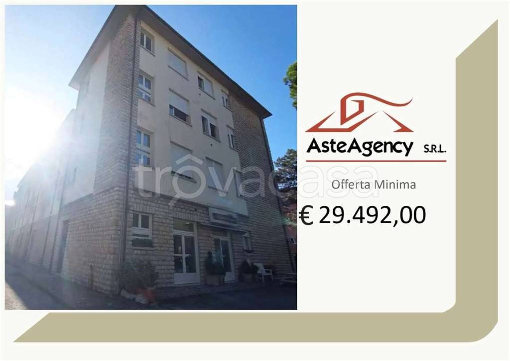 appartamento in vendita a Piobbico in zona Piano