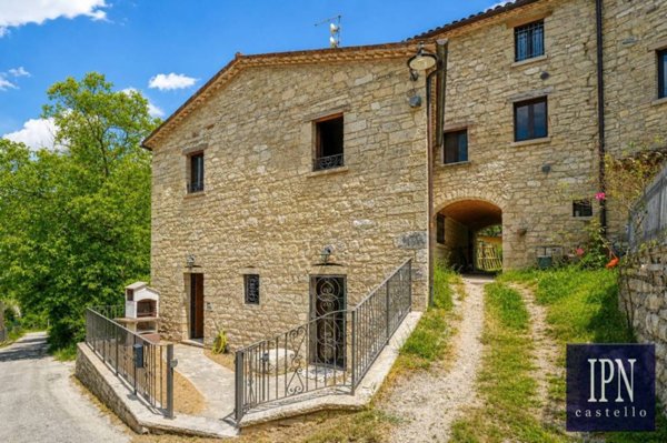 appartamento in vendita a Piobbico in zona Piano