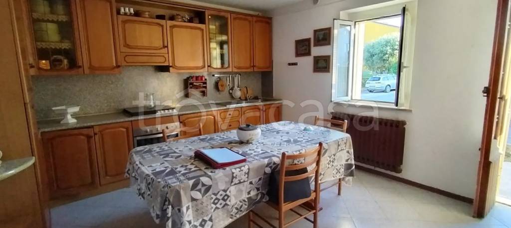 casa indipendente in vendita a San Costanzo