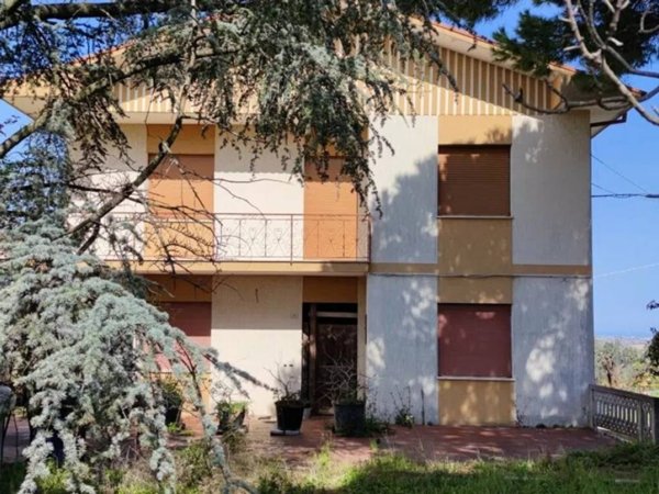 casa indipendente in vendita a San Costanzo