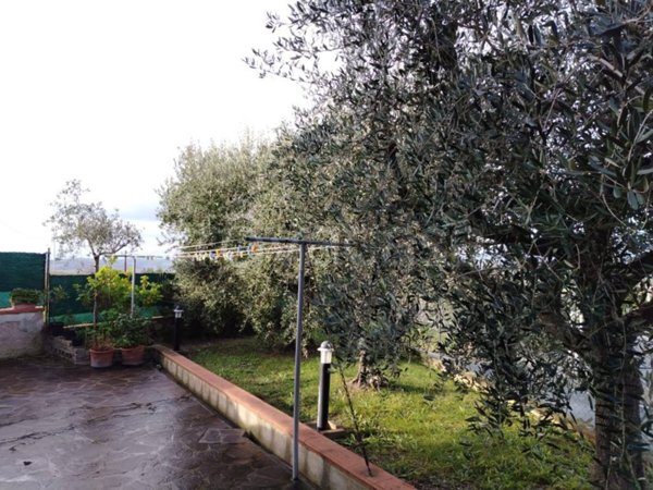 casa indipendente in vendita a San Costanzo
