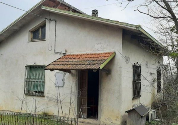 casa indipendente in vendita a San Costanzo