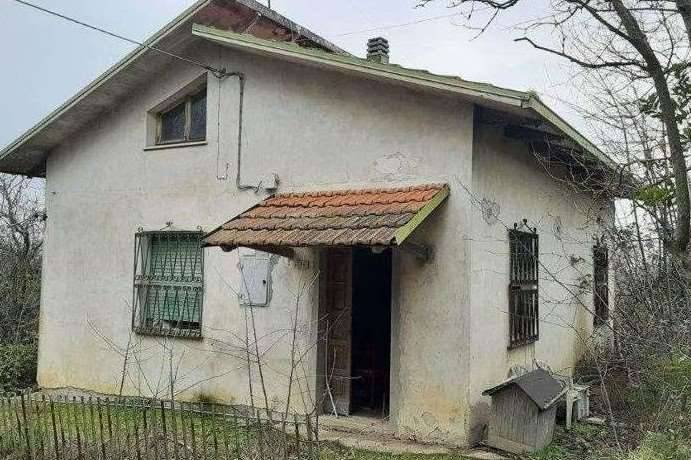 casa indipendente in vendita a San Costanzo