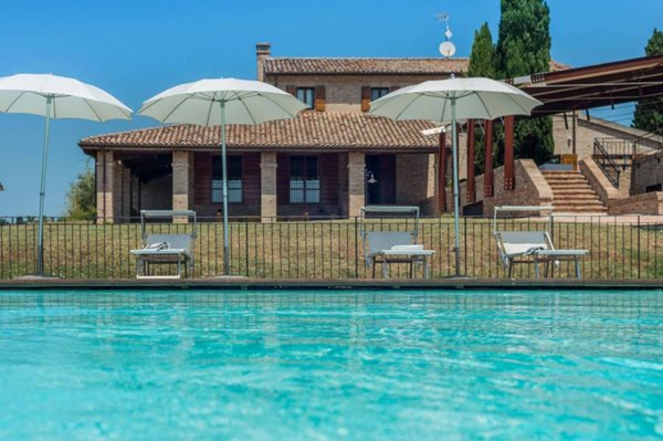 casa indipendente in vendita a San Costanzo