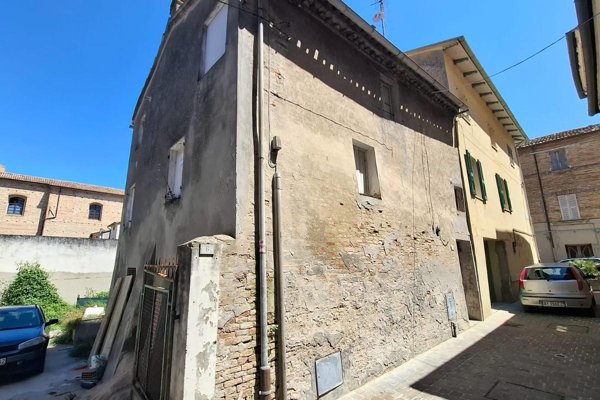 casa indipendente in vendita a San Costanzo