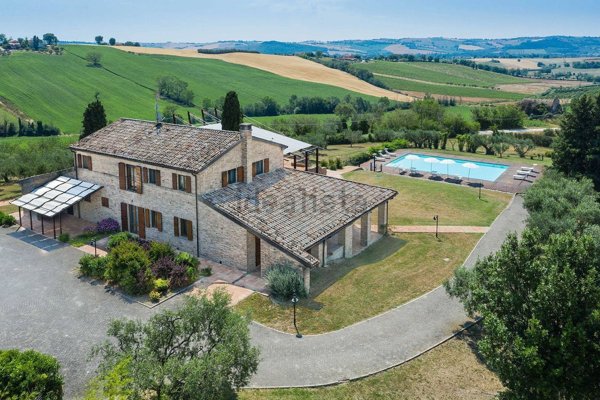 casa indipendente in vendita a San Costanzo
