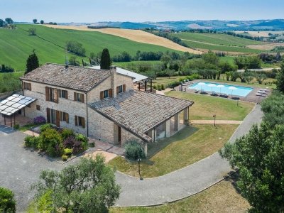 casa indipendente in vendita a San Costanzo