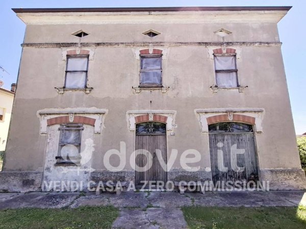 casa indipendente in vendita a San Costanzo
