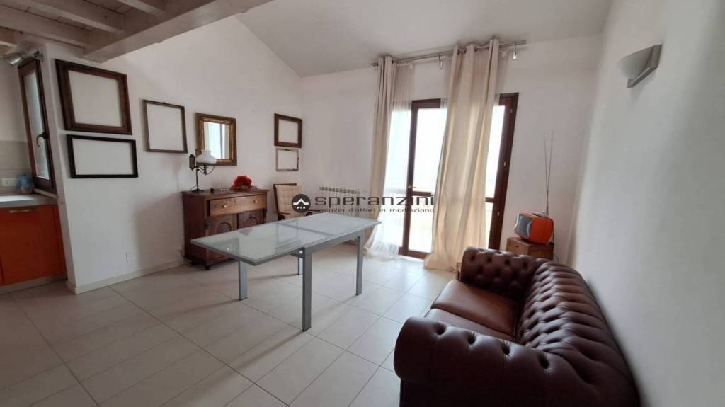 appartamento in vendita a San Costanzo