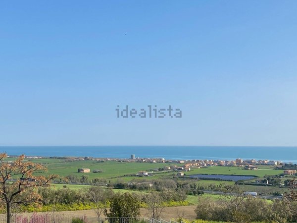 appartamento in vendita a San Costanzo