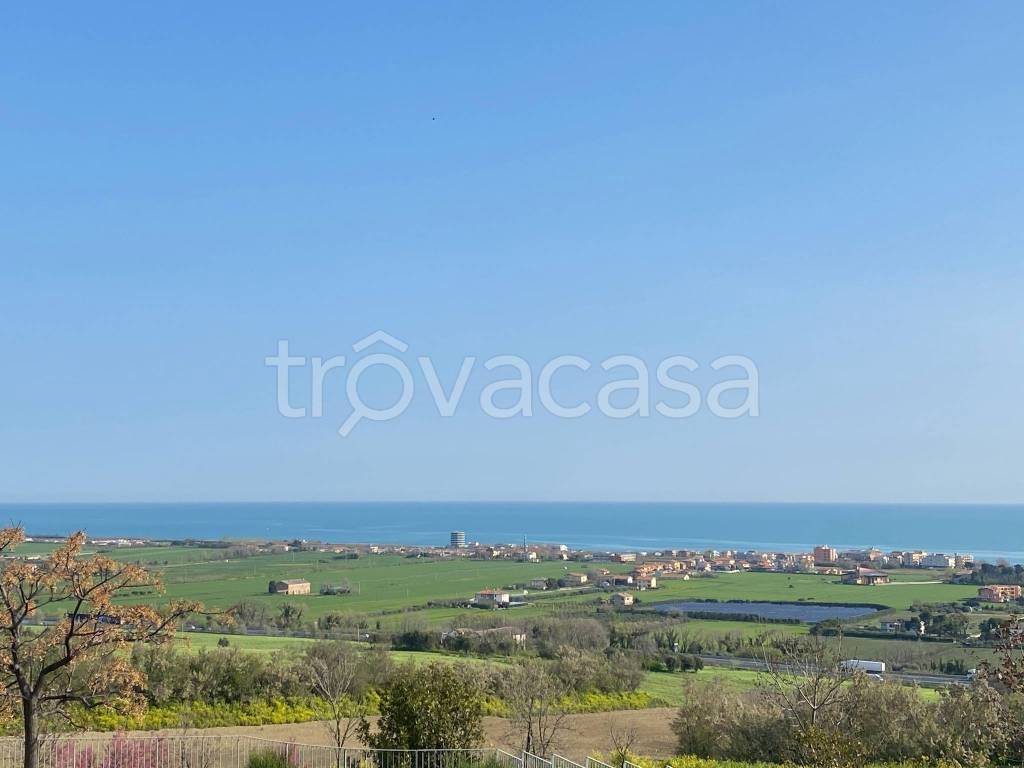 appartamento in vendita a San Costanzo