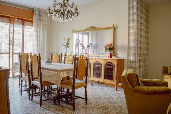 casa indipendente in vendita a San Costanzo