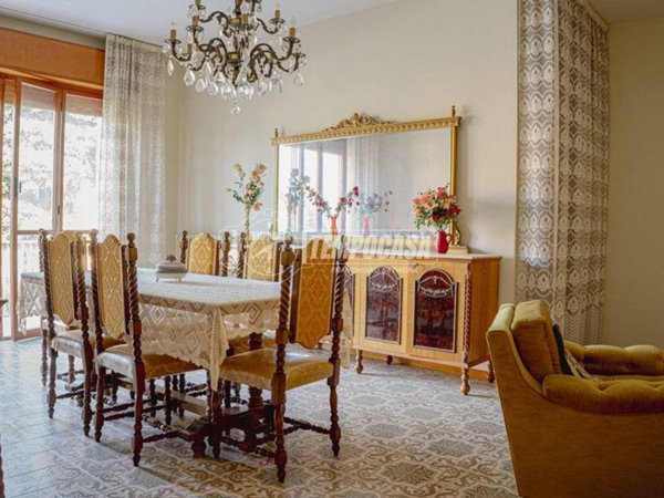 casa indipendente in vendita a San Costanzo