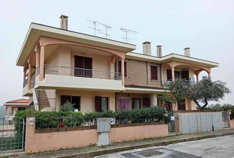 appartamento in vendita a San Costanzo