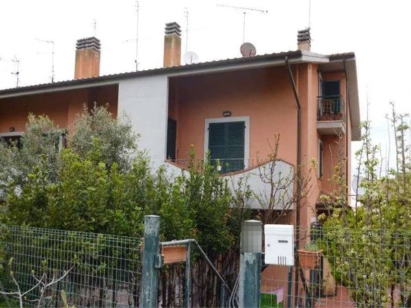 appartamento in vendita a San Costanzo