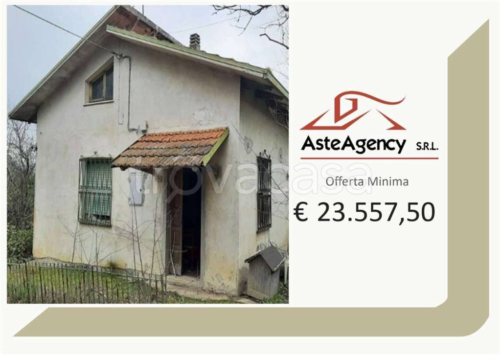 casa indipendente in vendita a San Costanzo