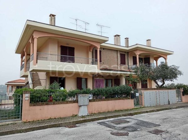 appartamento in vendita a San Costanzo
