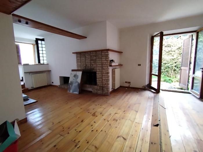 casa indipendente in vendita a San Costanzo