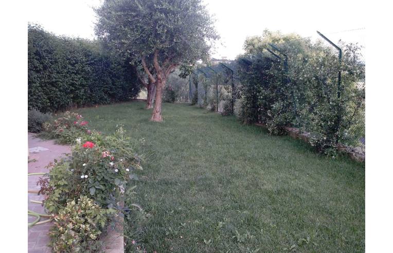 casa indipendente in vendita a San Costanzo