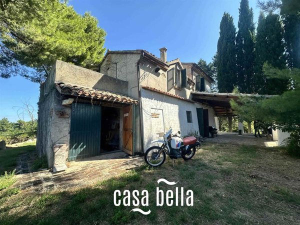 casa indipendente in vendita a San Costanzo