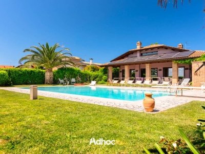 casa indipendente in vendita a San Costanzo