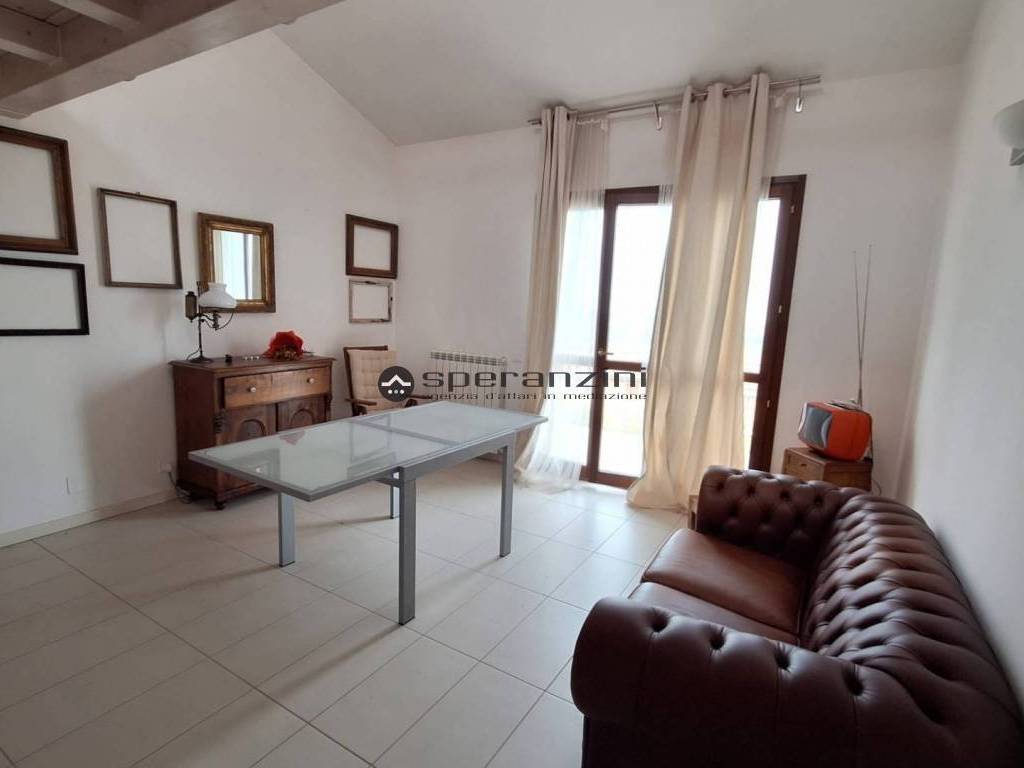 appartamento in vendita a San Costanzo