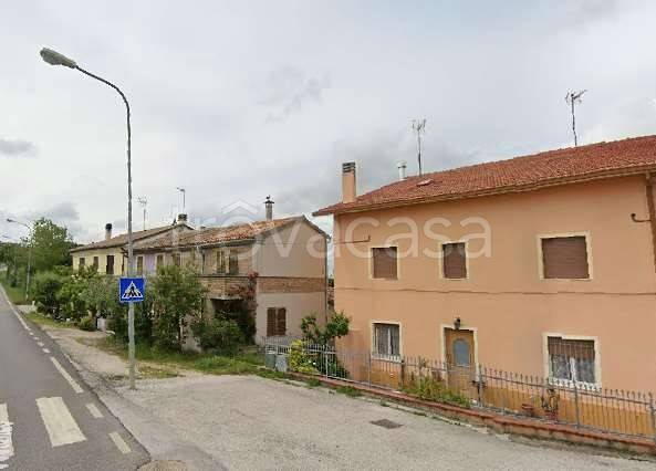 appartamento in vendita a San Costanzo in zona Cerasa