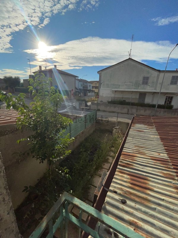 casa indipendente in vendita a San Costanzo