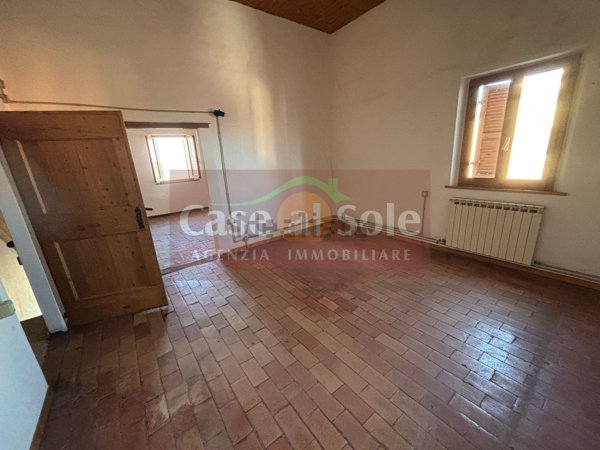 appartamento in vendita a San Costanzo